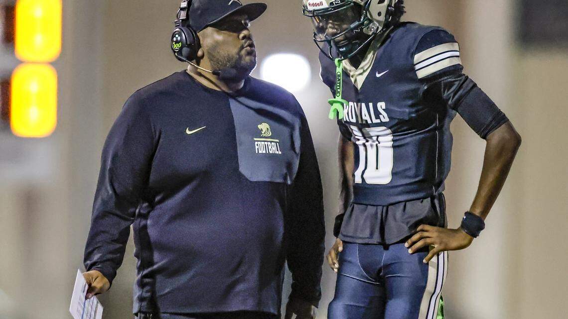 Immaculata-La Salle’s Valle is the Miami-Dade 3A-1A Football Coach of the Year