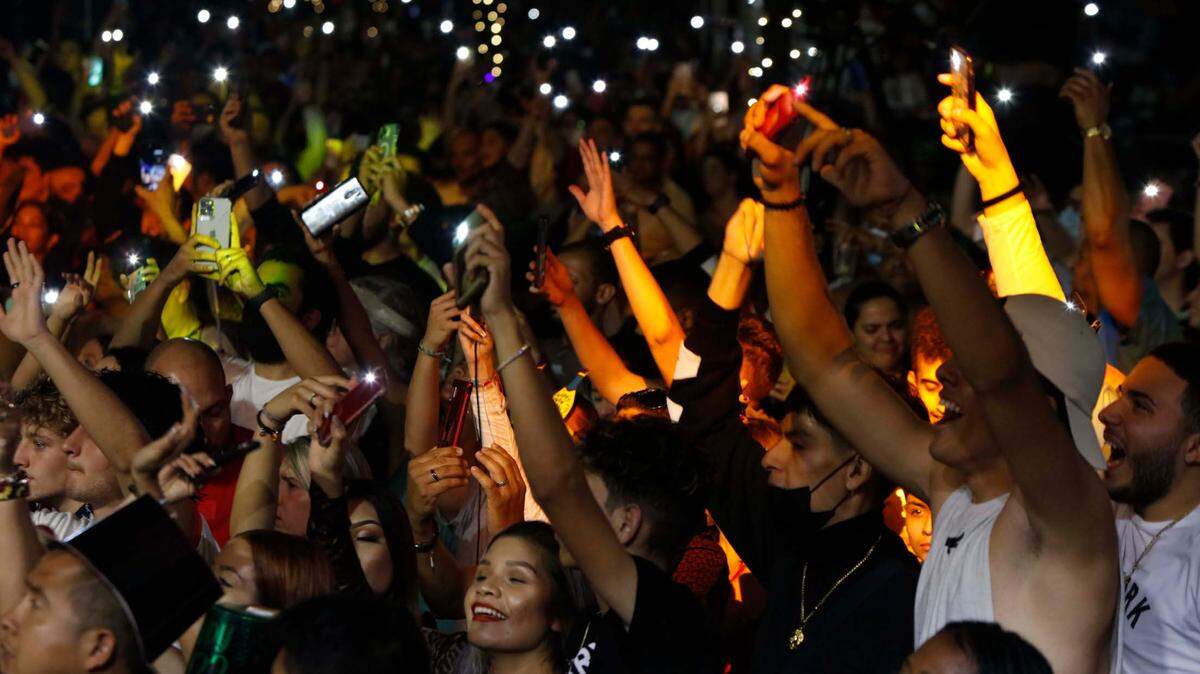 Bayfront Park durante el evento de la víspera de Año Nuevo el viernes 31 de diciembre de 2021.