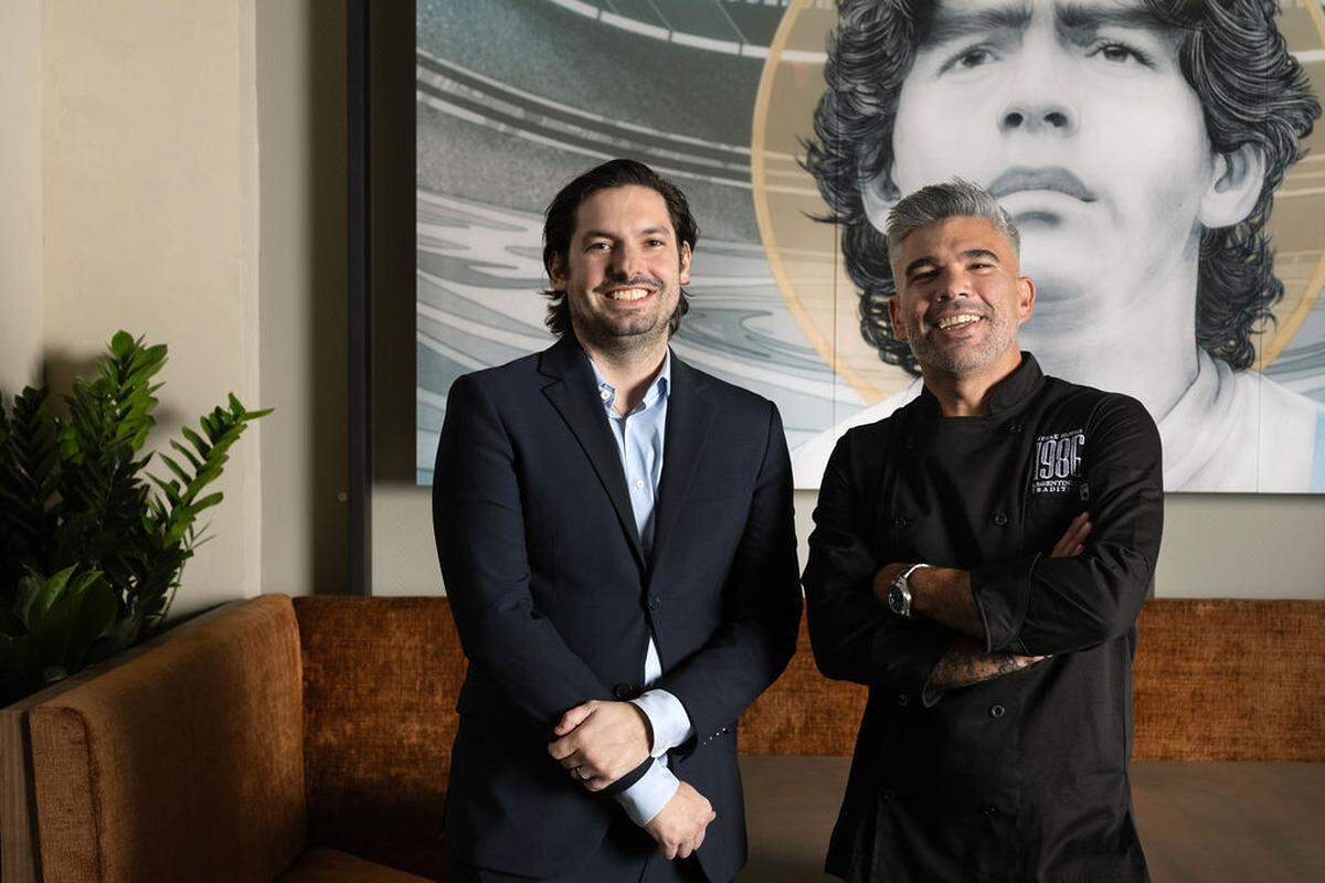 Stefano Cremasco and chef Marcel Daguerre at 1986 Steakhouse.