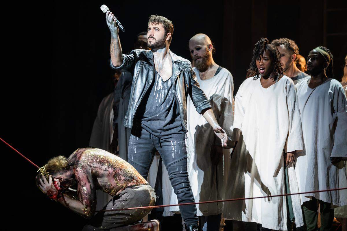 Omar Lopez-Cepero as Judas and Aaron LaVigne as Jesus in ‘Jesus Christ Superstar.’