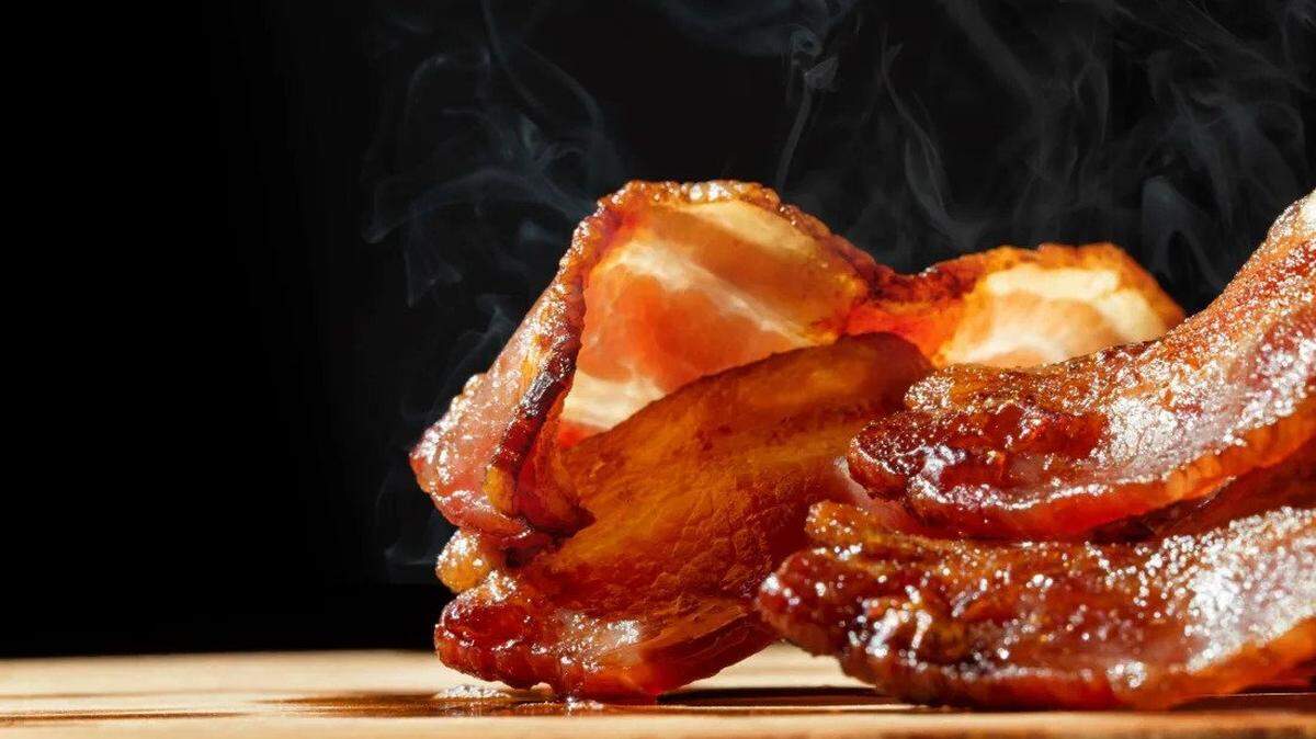 El precio de la carne de cerdo se ha disparado en el último año debido a varios factores, como el aumento de la demanda de los consumidores y los problemas de la cadena de suministro, según los expertos.