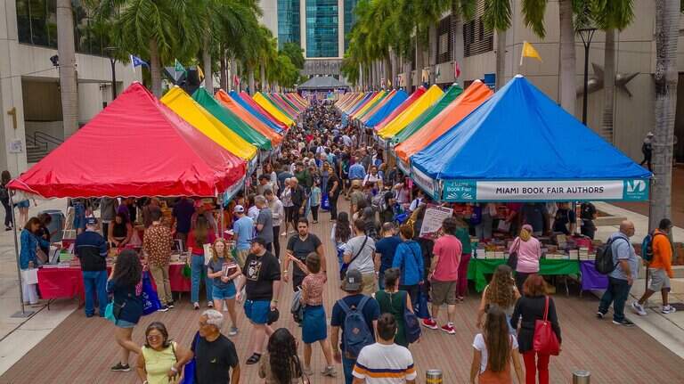 Photo gallery: Take a look at the 40th edition of the Miami Book Fair
