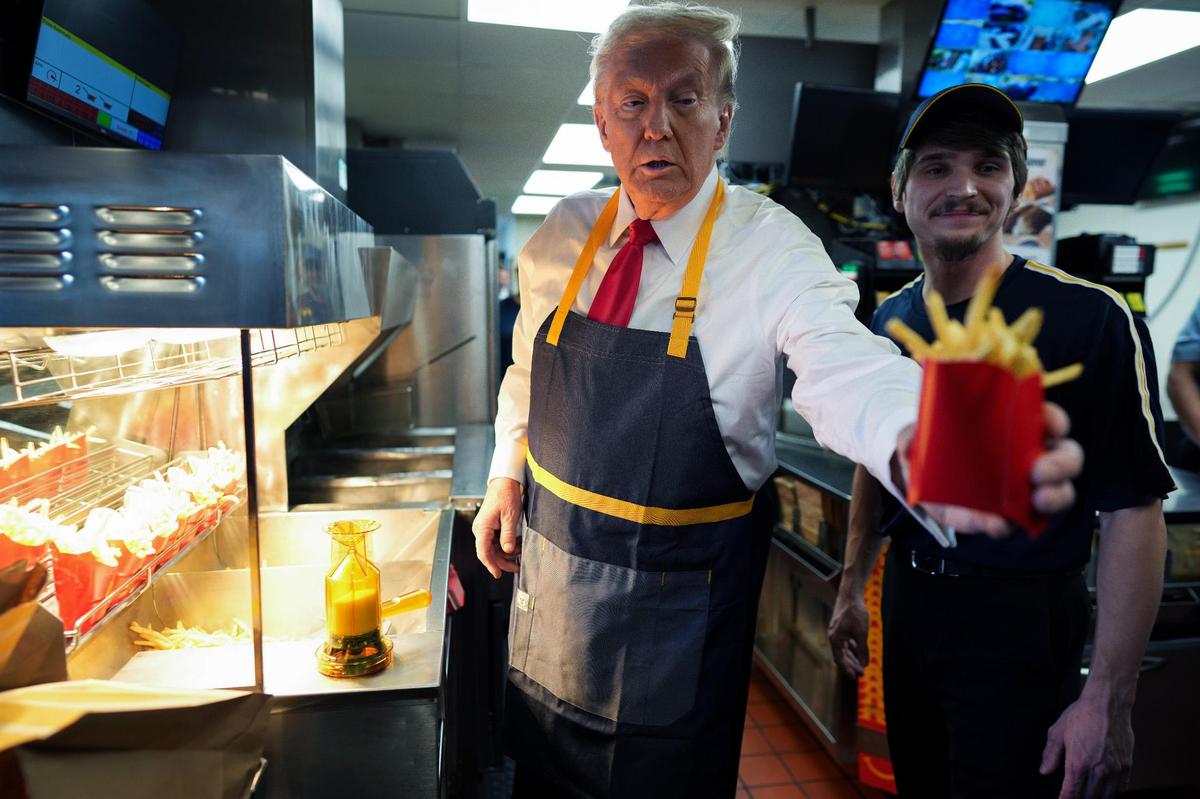 Professional journalists were able to prove, using journalism, that this was a photo op.