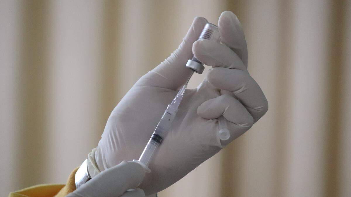 COVID-19 vaccination may lower people’s risk of cardiac issues, such as heart attacks or strokes, after they’ve gotten infected with the virus, a study says.