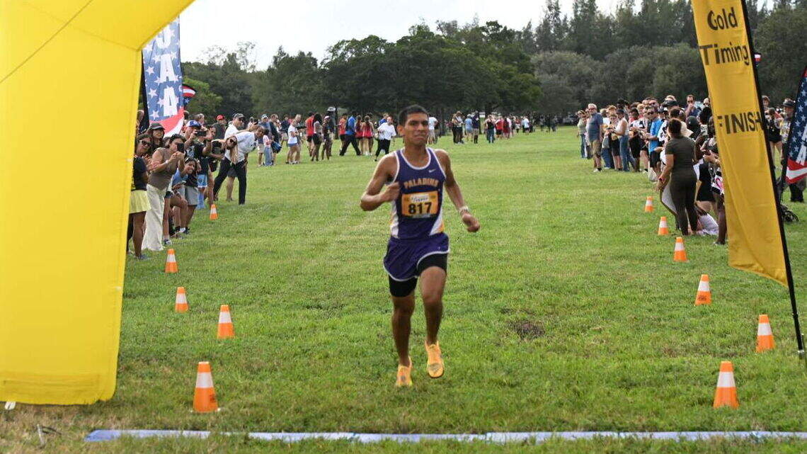 Lazo, Parrott defend cross-country titles in Broward