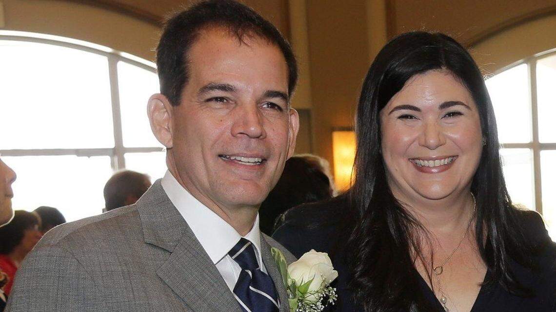 Former Miami-Dade Mayor Alex Penelas and his wife, Lilliam, pose at a 2015 event. Out of public life since leaving office in 2004, Penelas is preparing to run for mayor again in 2020.