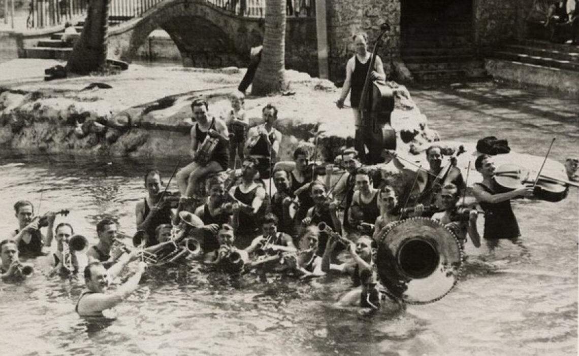 Paul Whiteman and band at the Venetian Pool playing in the water in 1925.