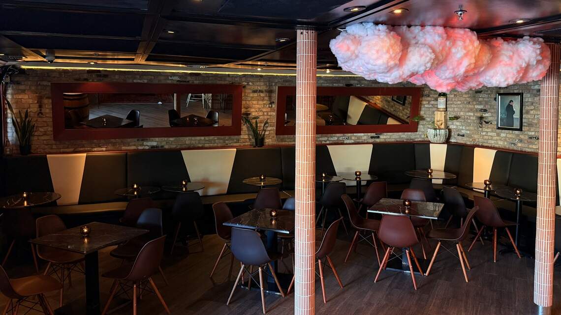 This Miami Beach bar pop-up closed. Now it’s coming back permanently