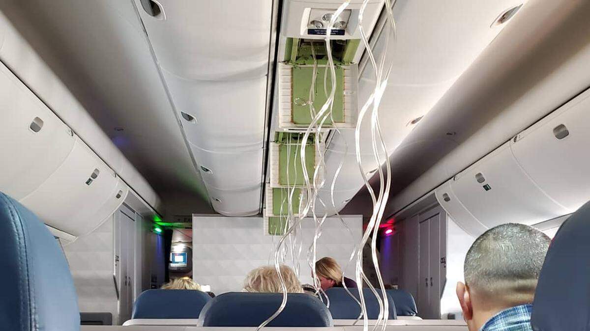Passengers aboard a Delta flight to Fort Lauderdale had a sky high scare when oxygen masks fell from the cabin bins and the plane was forced to make an emergency landing in Tampa.
