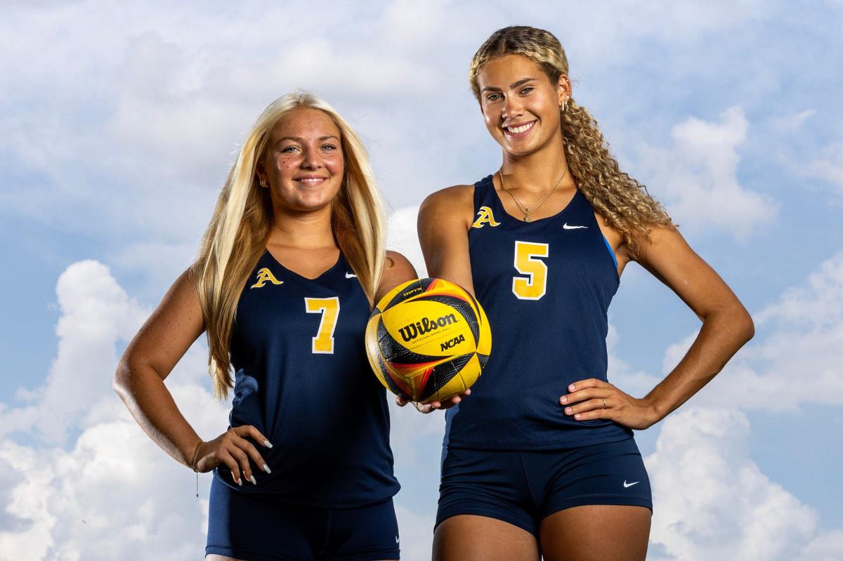 Zsa Zsa Ferguson and Zoe Taylor, St. Thomas Aquinas