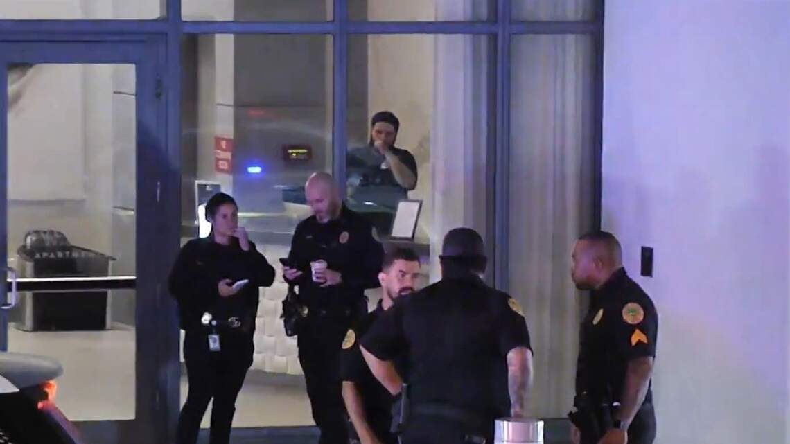 Coconut Grove restaurant manager jailed in mother’s Brickell killing: cops