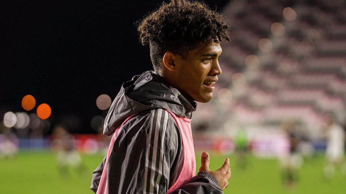 Dairon Reyes, delantero del Fort Lauderdale CF, no pudo jugar en su estadio con la selección de Cuba en la preliminares de la Copa Oro, después de estar un mes entrenando en Guatemala.