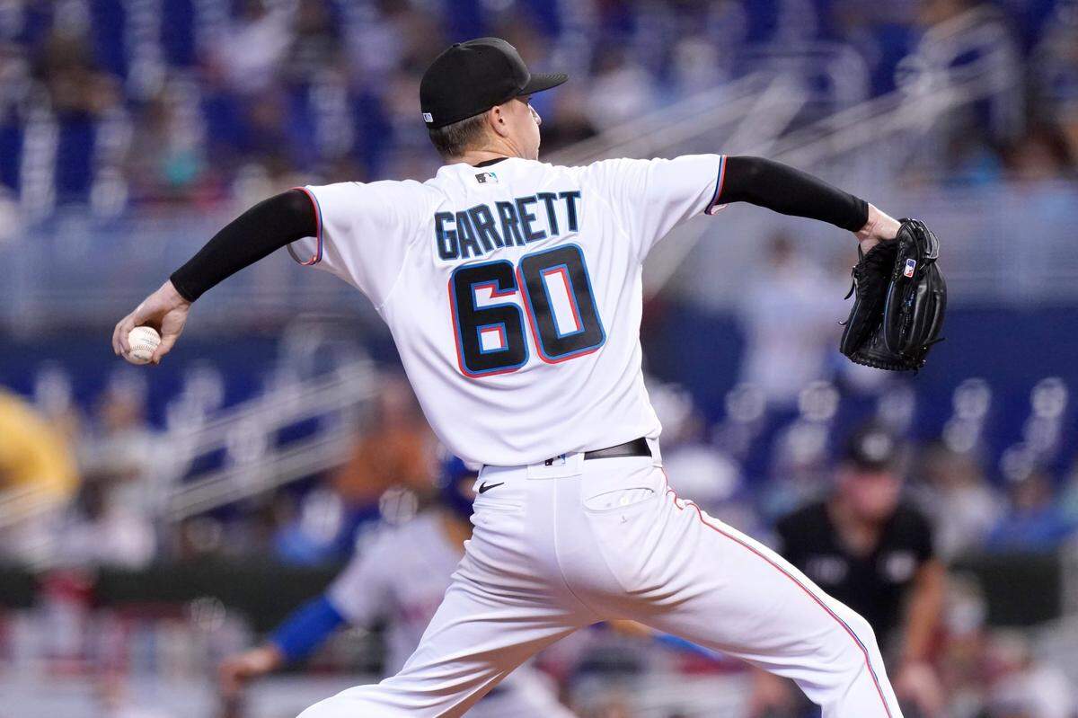 Miami Marlins starting pitcher Braxton Garret (60) throws during the fourth inning of a baseball game against the New York Mets, Thursday, Aug. 5, 2021, in Miami. (AP Photo/Lynne Sladky)