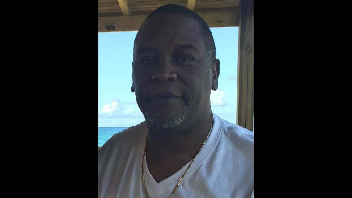 Dexter Barry died after he wasn’t given medication for his heart transplant in jail, his family’s attorney says.