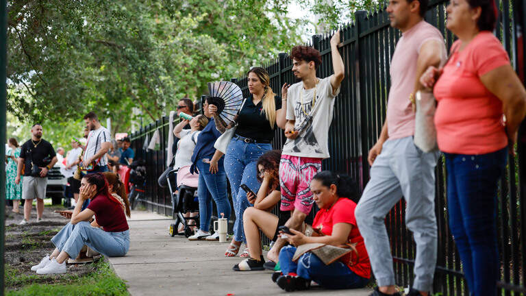 ‘Horrific’: Lawmaker denounces conditions at Miramar ICE office as detentions ramp up