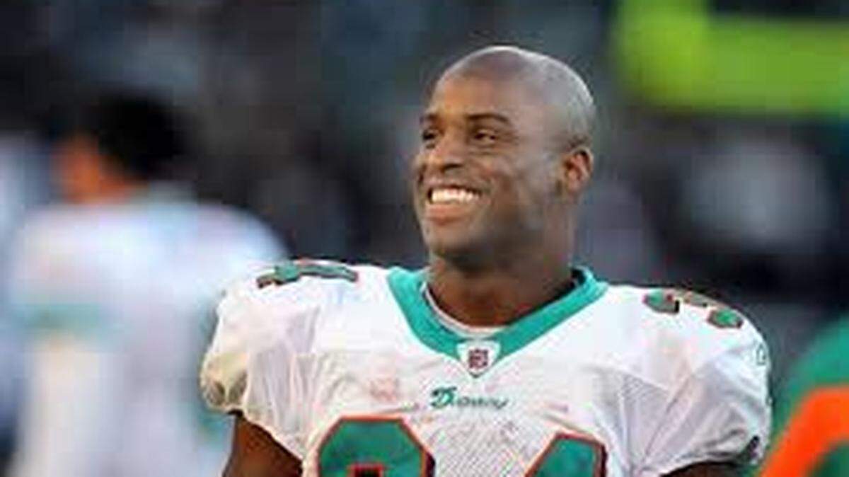 Ricky Williams, seen during his second stint with the Miami Dolphins, joins the The Greg Cote Show podcast this week to talk football, astrology, cannabis and more.