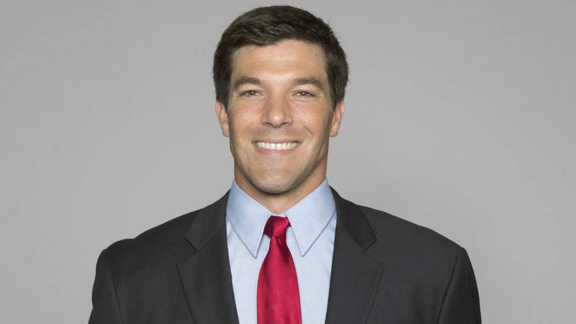 Who is Robbie Leonard, the Miami Dolphins’ linebackers coach under Brian Flores?