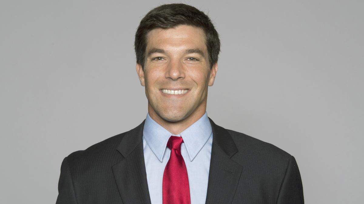 Who is Robbie Leonard, the Miami Dolphins’ linebackers coach under Brian Flores?