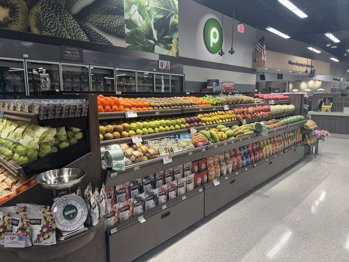 The produce section at the new Hollywood Publix.