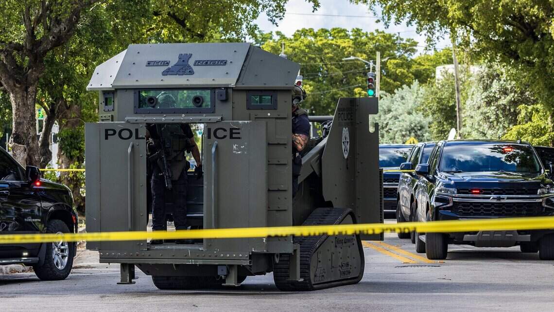 Gunfight between two brothers led to Miami officers being shot, police say