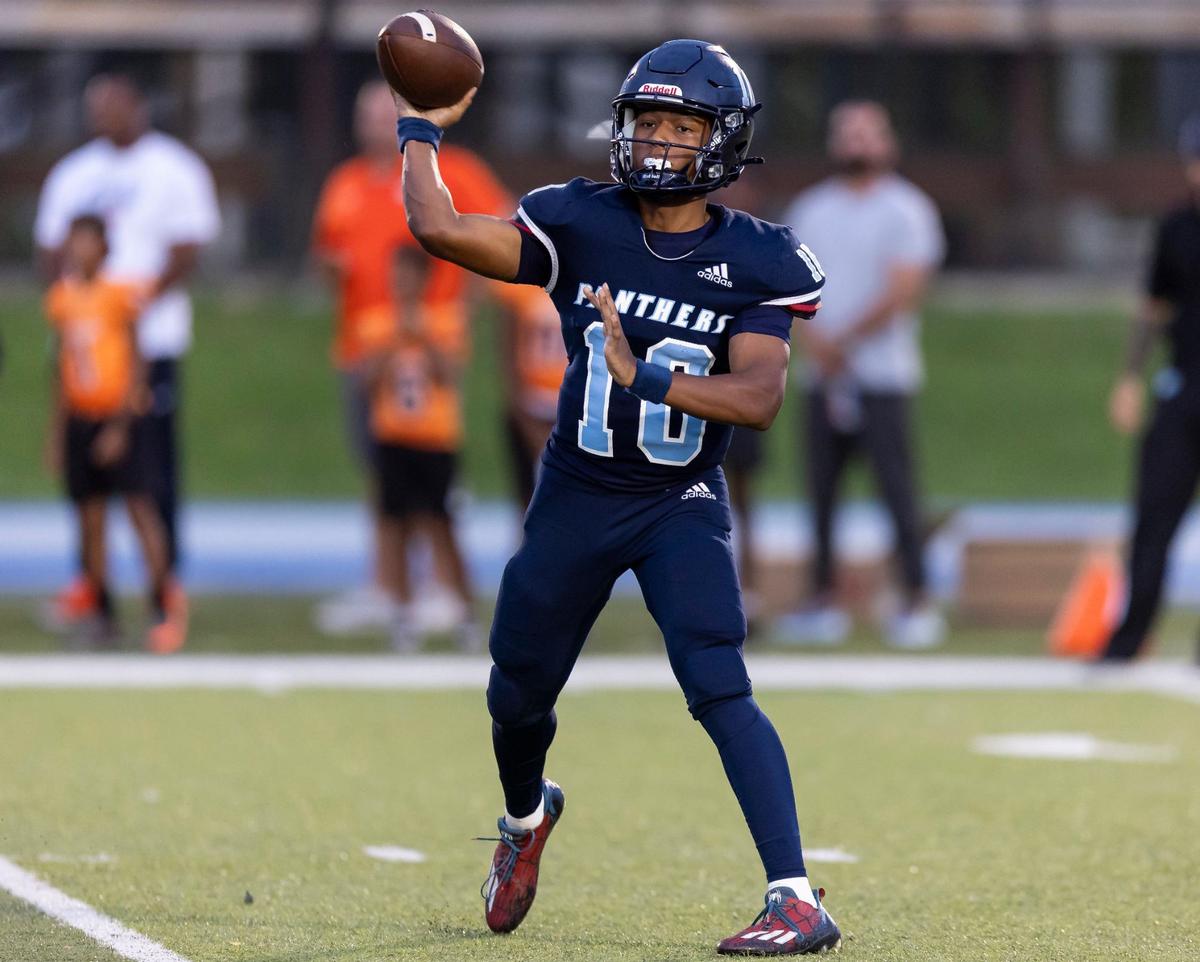 Palmetto Panthers quarterback Andre Bailey (10) throws the ball in the first half of his football game against the Homestead Broncos at Tropical Park on Friday, Aug. 23, 2024, in Miami, Fla.