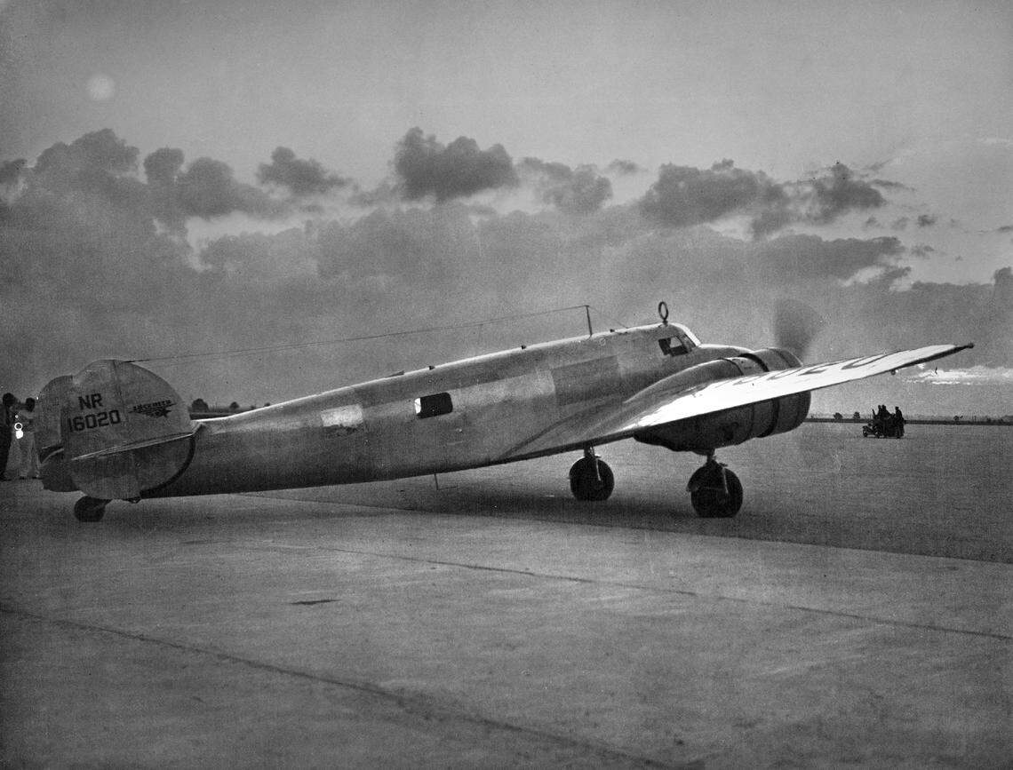 This photo of Amelia Earhart’s plane on the tarmac in Miami reveals that a damaged rear window.