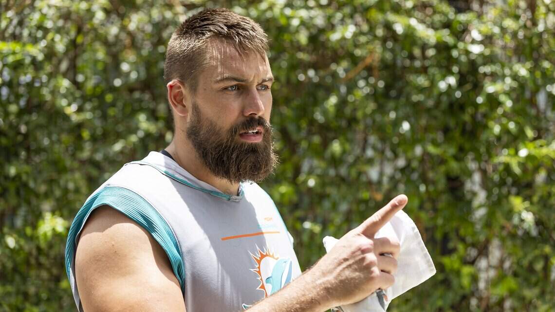 An update on the Sieler situation. And notes on every Dolphins defensive player