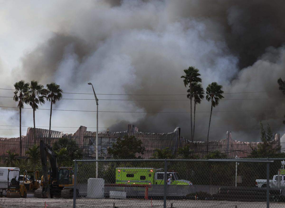 The side of the warehouse sits burned during a warehouse fire on Thursday, March 5, 2026, in Miami Gardens, Fla. 