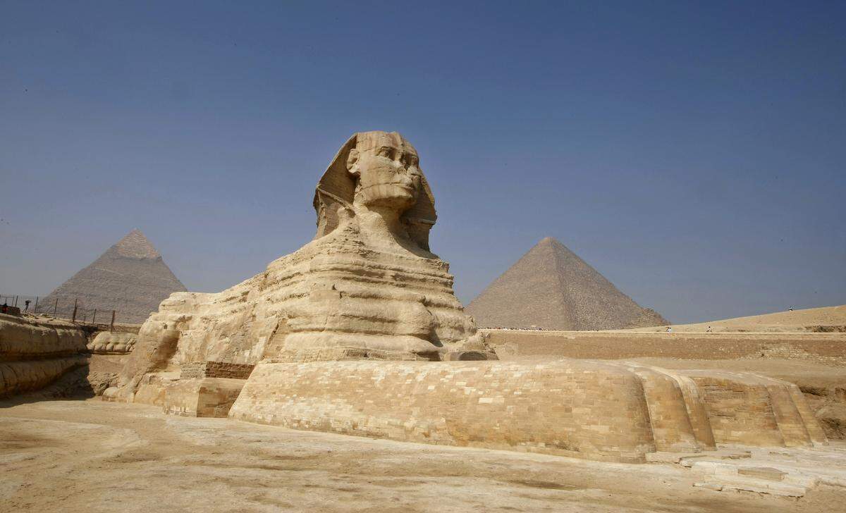 great sphinx of giza in egypt