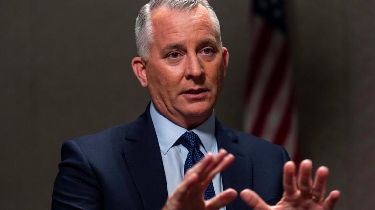 Democrat David Jolly bolsters his team as he campaigns for Florida governor