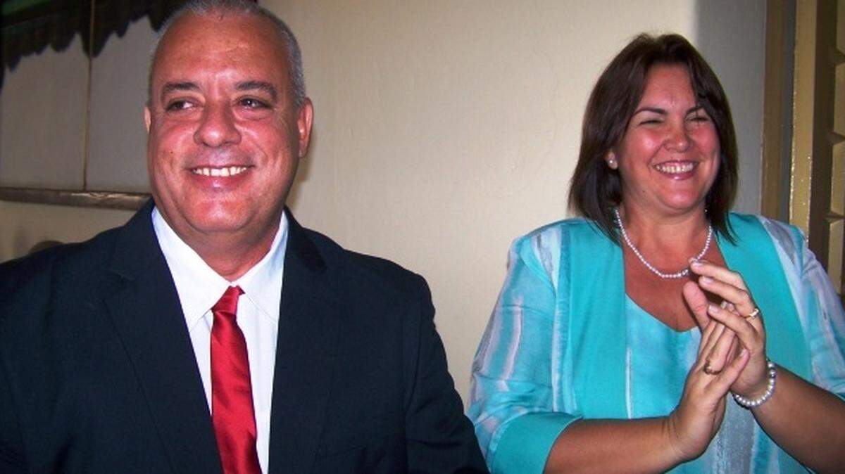 Alexandre Corona Quintero (left), during his inauguration ceremony as governor of Cienfuegos, a Cuban central province, in February 2020. He was made to resign this week amid an anti-corruption campaign. Vice Governor Yolexis Rodríguez Armada (right) is temporarily filling the role.