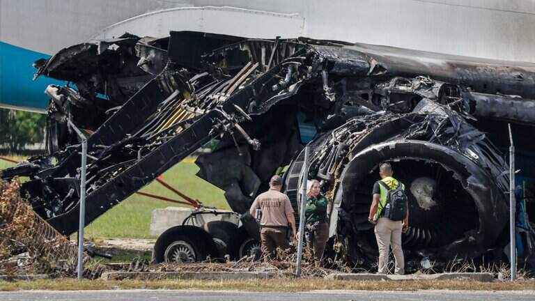 Plane crash live updates: Miami flight delays, runway status, pilot interviews