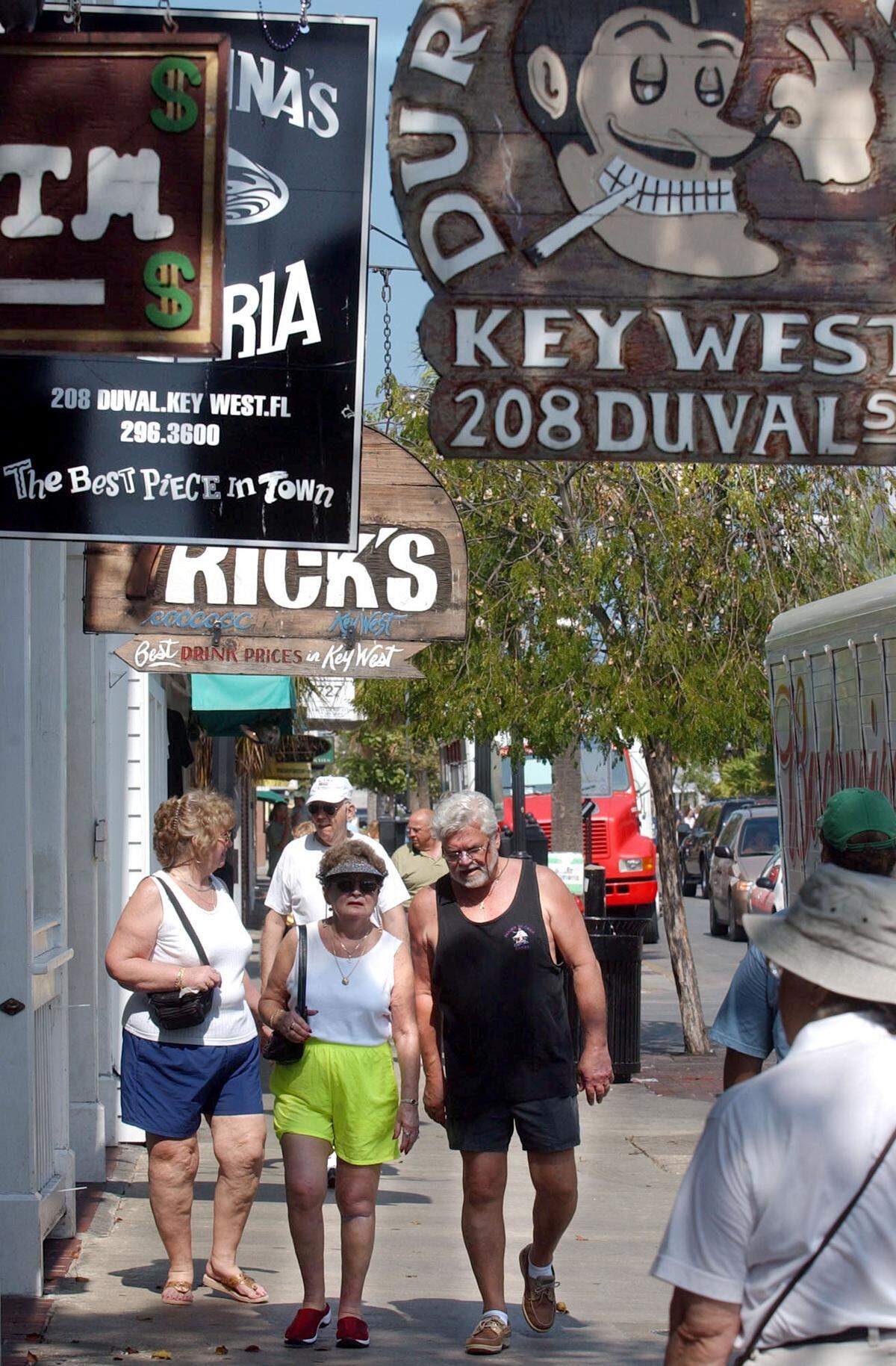 Tourists clog Duval Street in 2004.