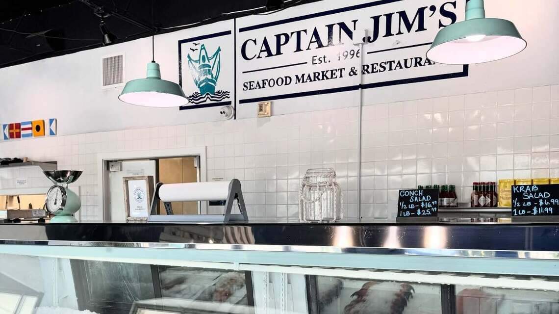 After 30 years, this seafood market and restaurant in North Miami is closing