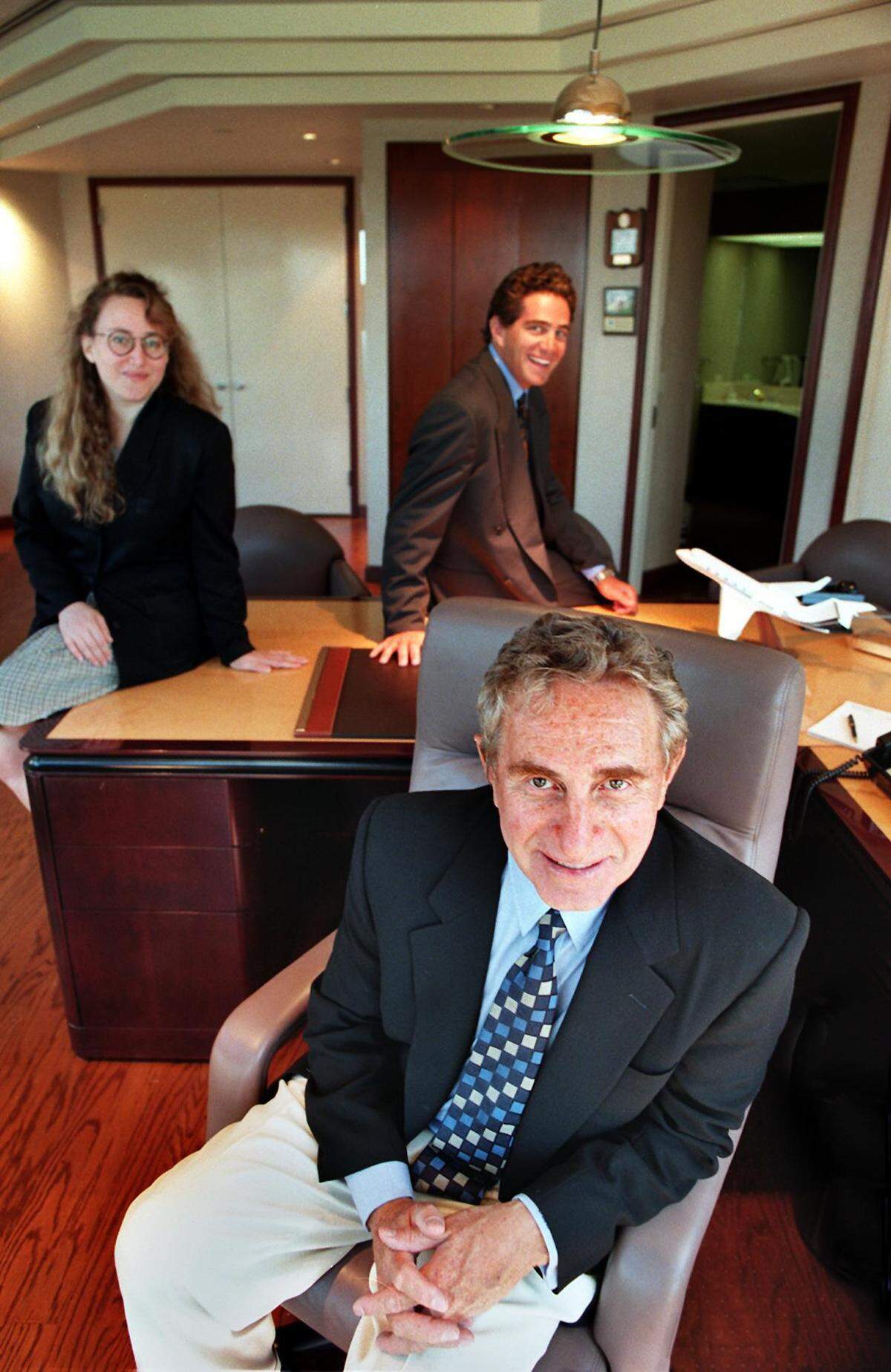 In this file photo from June 30, 1997, Don Soffer is pictured in a portrait with two of his children, daughter Jackie and son Jeffrey Soffer.