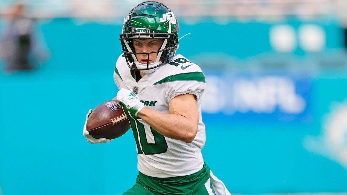 New York Jets wide receiver Braxton Berrios (10) runs in the first quarter during game against the Miami Dolphins at Hard Rock Stadium in Miami Gardens on Sunday, December 19, 2021.