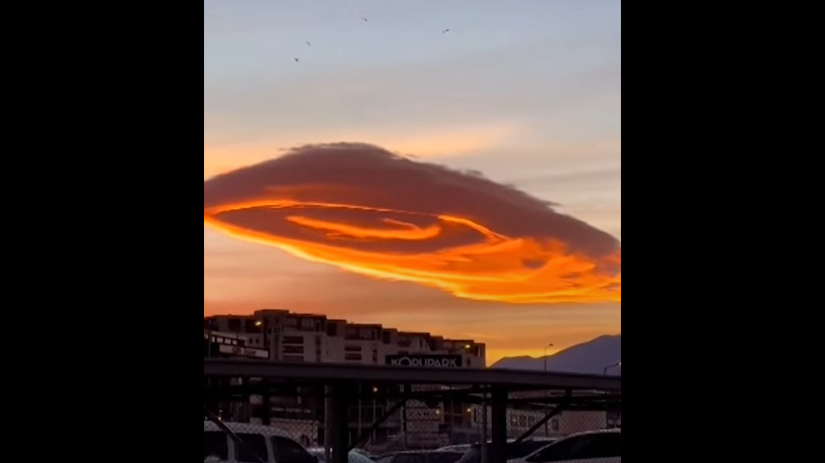 Photos show the stunning sunrise surprise.