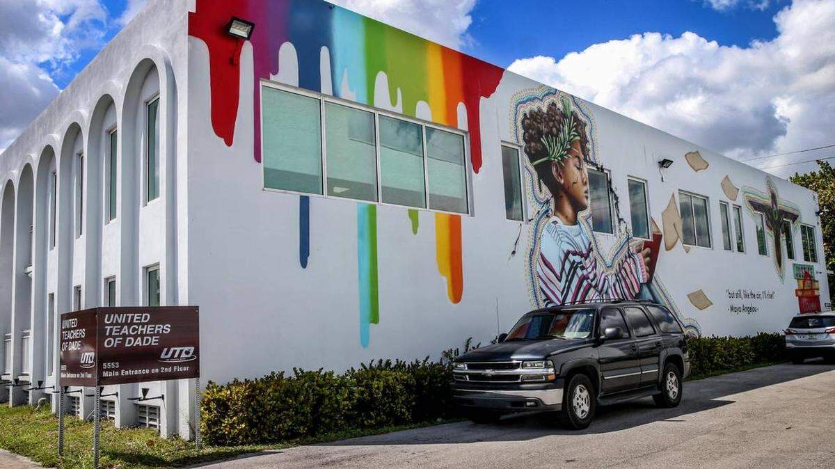 In March, the Miami Springs board in a 3-2 vote denied the city staff’s assertion that the mural commissioned by the United Teachers of Dade violated city code. But the city council on Monday, April 25, voted 3-2 to ban murals.