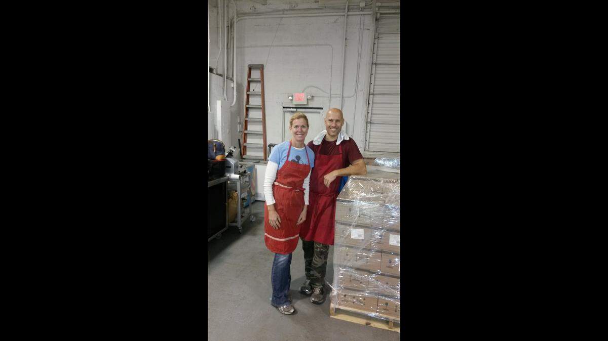 Laurie Landgrebe and Victor Vigano, whom most farmers market shoppers know from their granola booth Laurie’s Pantry, started Farmers Markets To Go in mid-April.