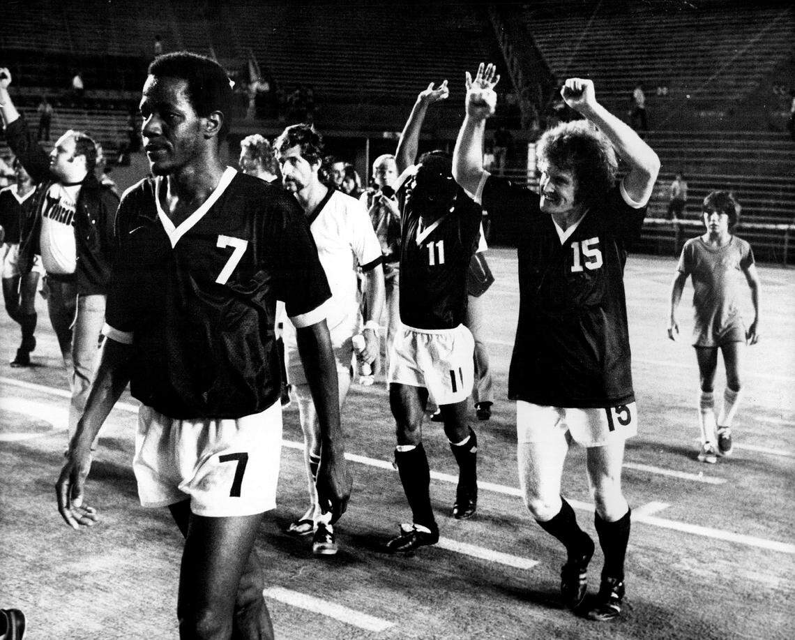 The Miami Toros on the pitch.