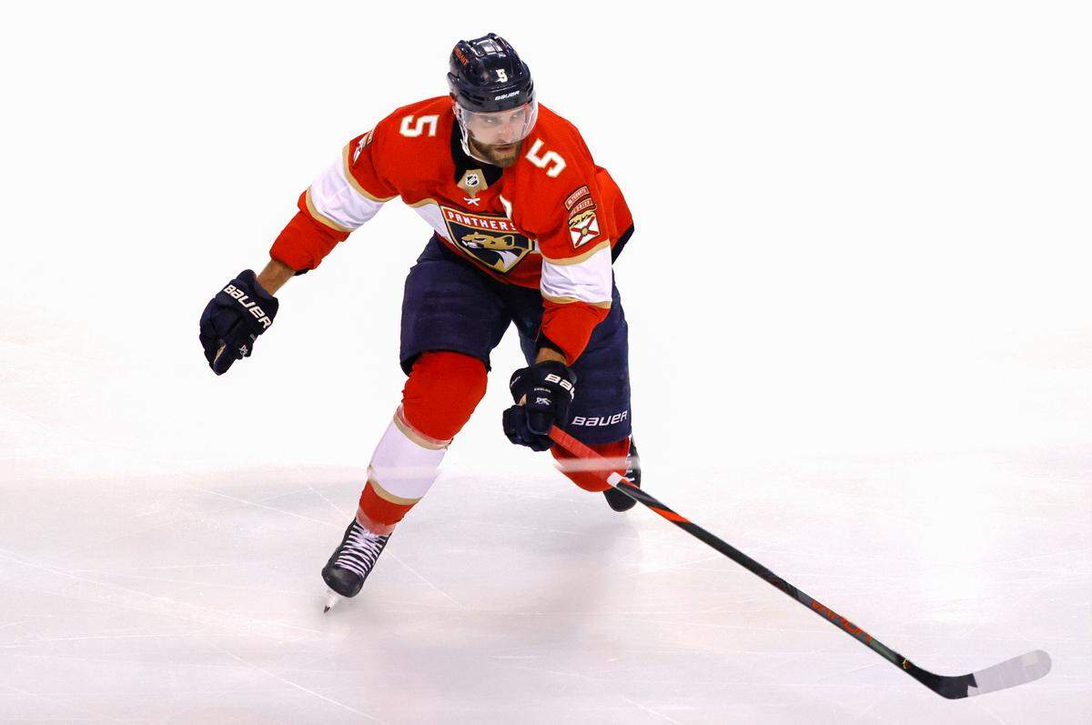 Florida Panthers defenseman Aaron Ekblad (5) stakes before the start of an NHL game against the Philadelphia Flyers at the FLA Live Arena on Thursday, March 10, 2022 in Sunrise, Fl.