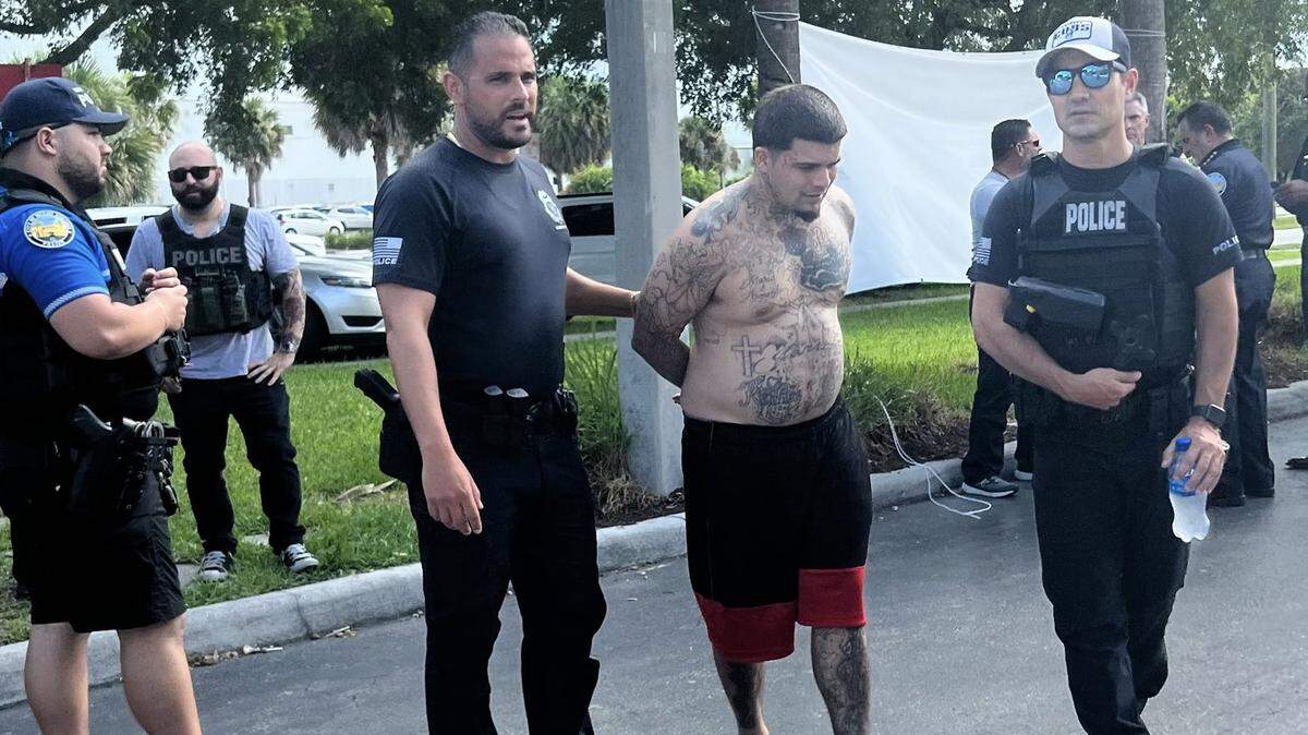 Police officers have charged Ranier Figueroa, a 21-year-old Hialeah resident, Thursday with the July shooting of a 25-year-old in Miami Beach.