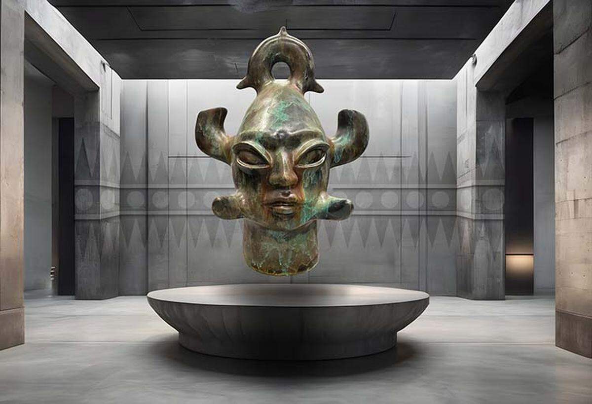 “Kuh kahn, Recon Watchman,” by Virgil Ortiz at the Lowe Art Museum.