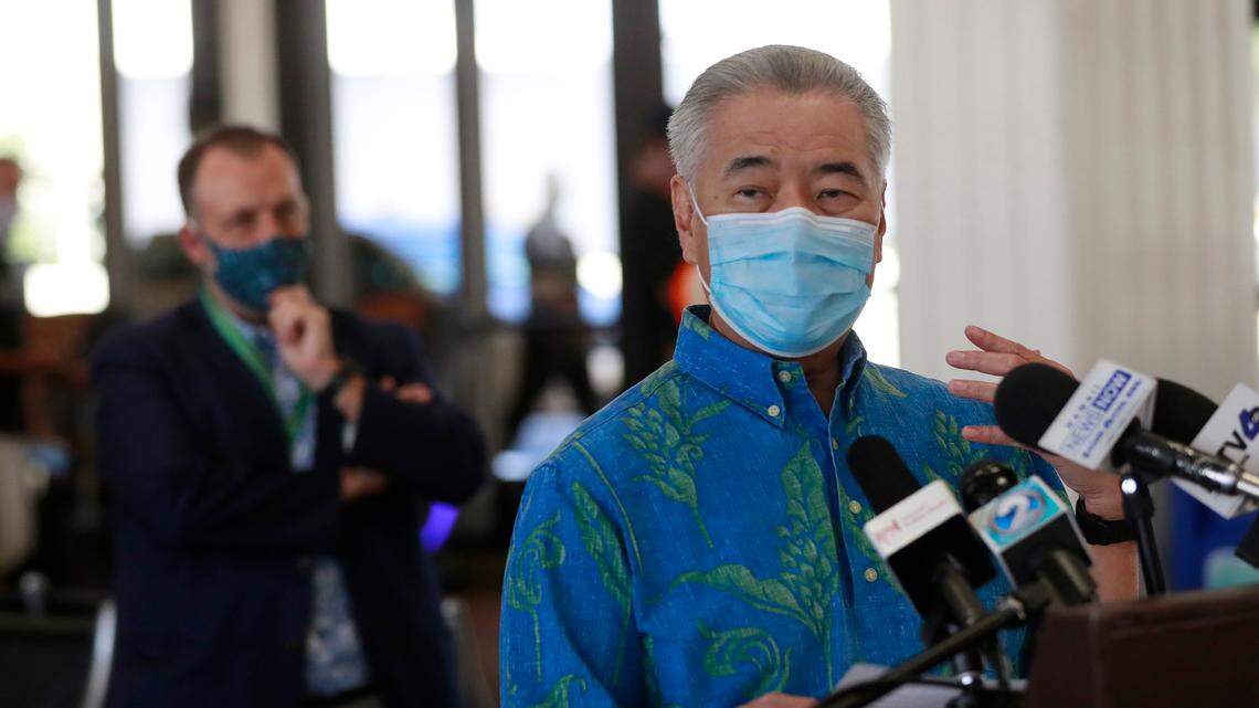 COVID-19 booster shots could be required for fully vaccinated people traveling to Hawaii, according to Gov. David Ige. Travelers must follow state rules.