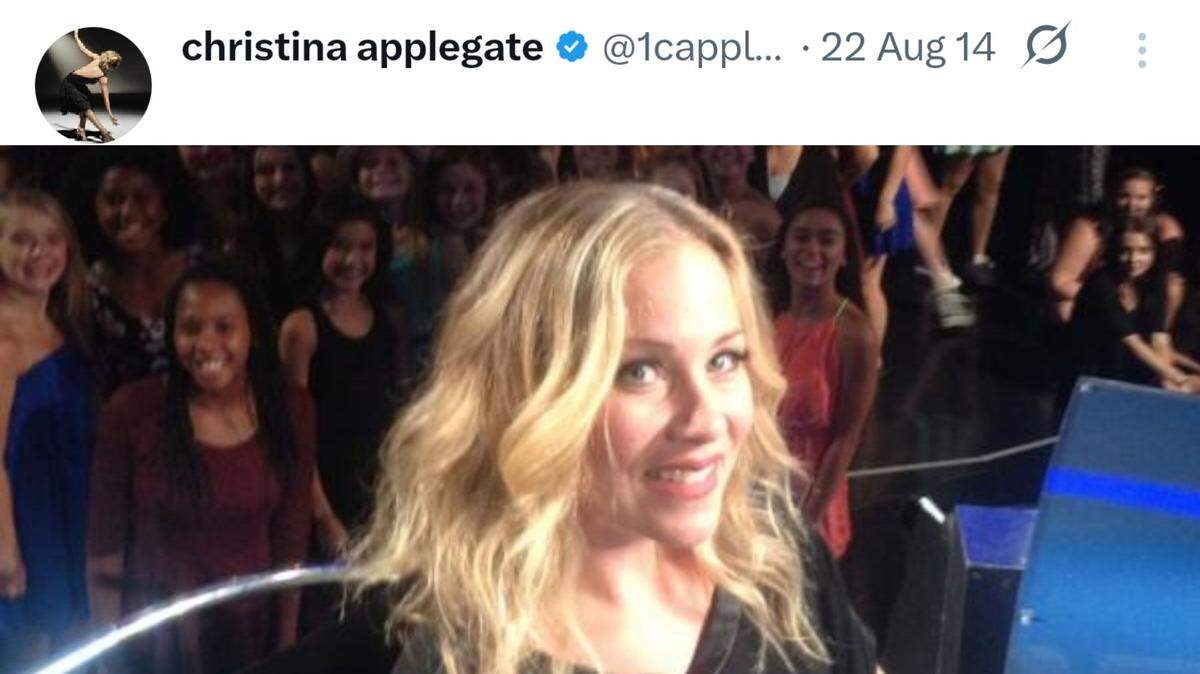 christina applegate x photo