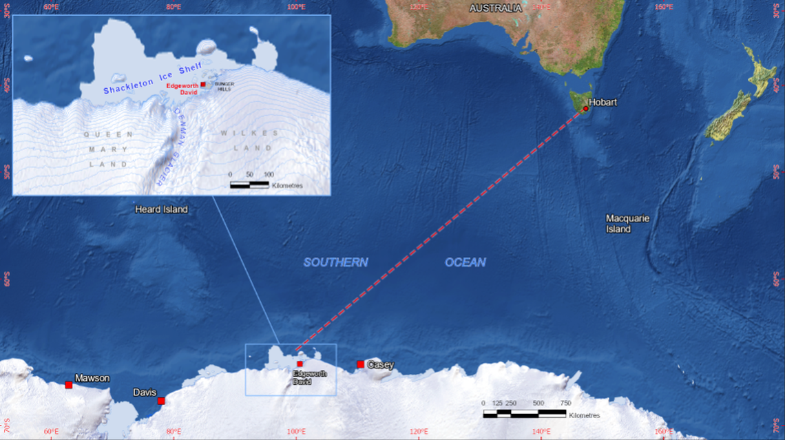 The icebreaker ship left Tasmania to head for the coast of Antarctica.