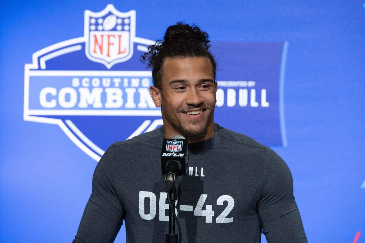 Mar 2, 2023; Indianapolis, IN, USA; Illinois defensive back Sydney Brown (DB42) speaks to the press at the NFL Combine at Lucas Oil Stadium. Mandatory Credit: Trevor Ruszkowski-USA TODAY Sports