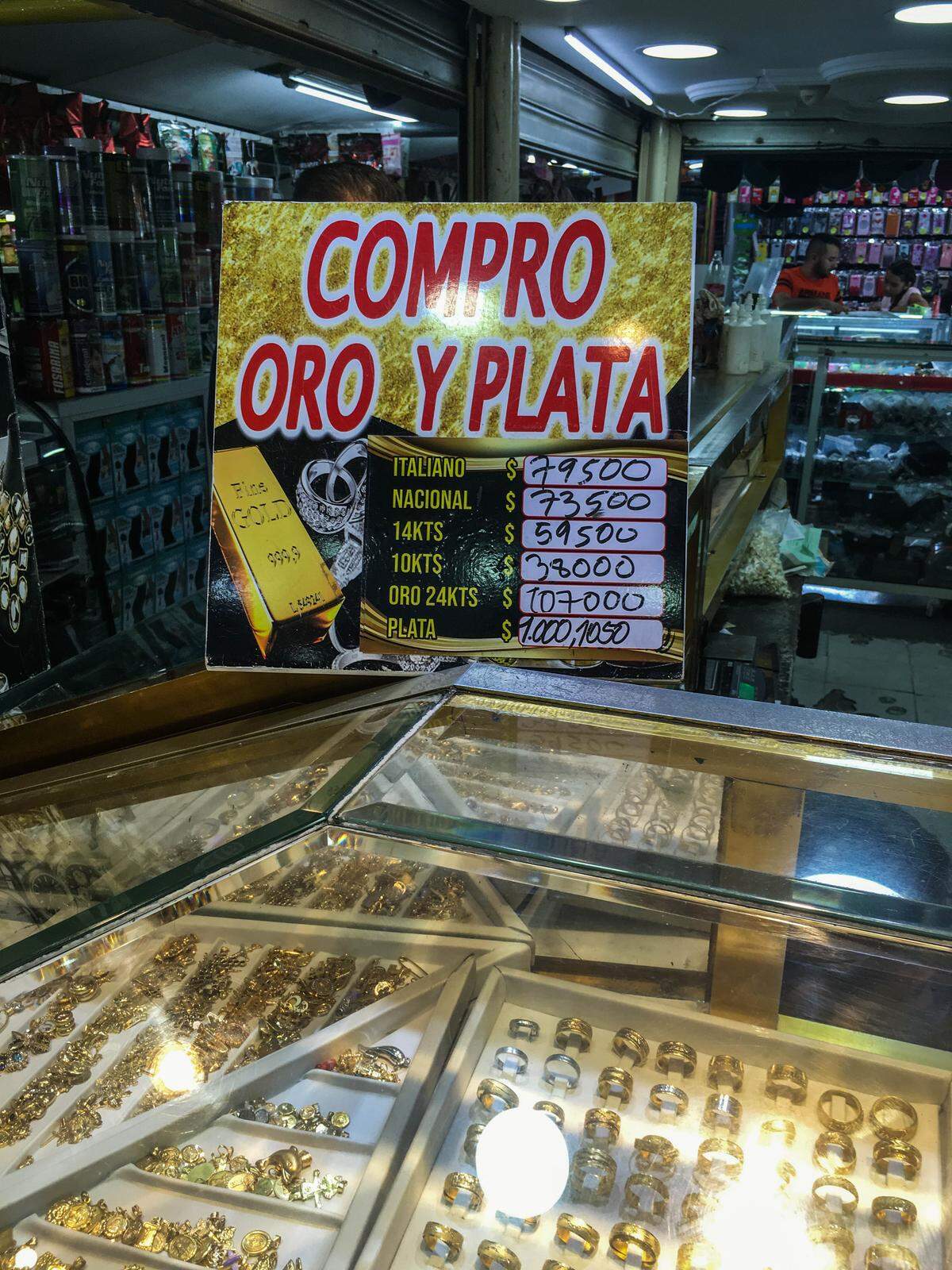 In the Alejandría shopping mall in the center of Cúcuta, many gold shops buy smuggled Venezuelan gold. The metal then enters the global supply chain, with some of it being shipped through Miami.