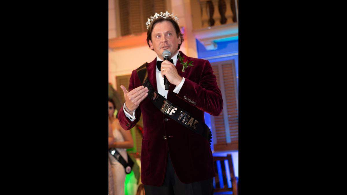 Greg Ward was named “2019 Man of the Year” in the Miami fundraising campaign for the Leukemia & Lymphoma Society. Ward raised $516,000 to help find cures and access to treatments for all blood cancer patients.
