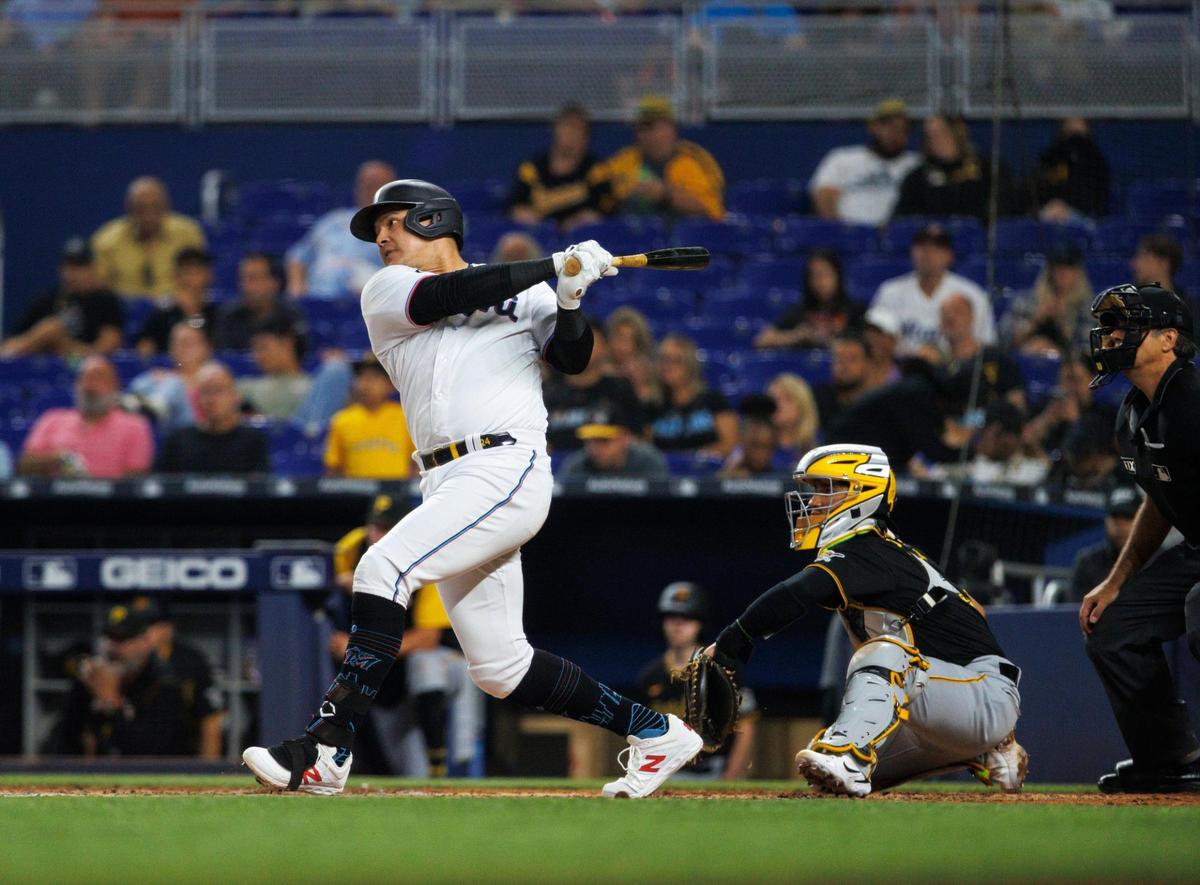 Miami Marlins right fielder Avisail Garcia (24) hits a double during the fourth inning of a baseball game against the Pittsburgh Pirates at LoanDepot Park on Wednesday, July 13, 2022 in Miami, Florida.